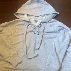 EUC Aerie Grey Crop hoodie Sz XS American Eagle